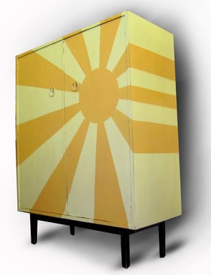 "Sunburst" moderne armoire