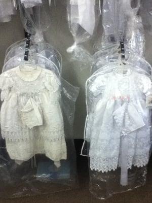 Baptism clothing for boy and girls and all the accessories. Ropa de Bautismo para nino y nina y todos los accesorios.