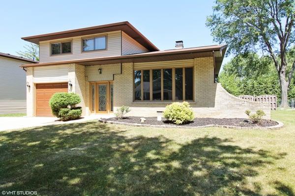 Fabulous split level on quiet tree-lined street in Mount Prospect has all the upgrades. See more at http://1908eastivylane.bairdwarner.com/