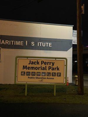 Jack Perry Memorial Shoreline Public Access