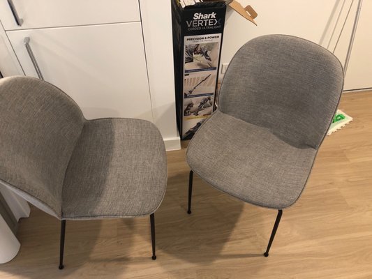 Cleaned my chairs, very nice person, defintely recommend