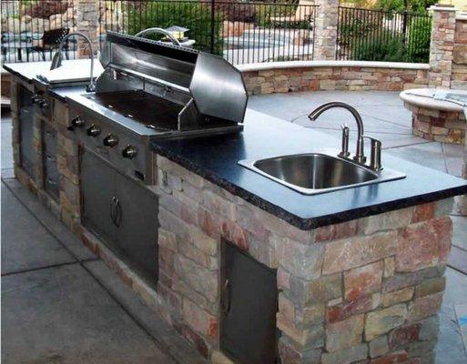 outdoor kitchen