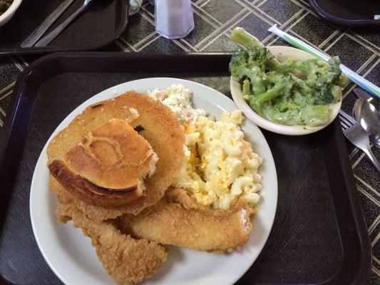 Fried fish, macaroni and cheese, coleslaw, corn bread, broccoli and cheese.