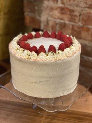 Pistachio Raspberry Cake