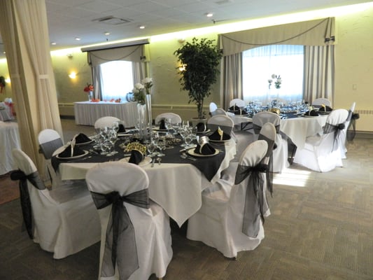 Carriage Room perfect for weddings and parties