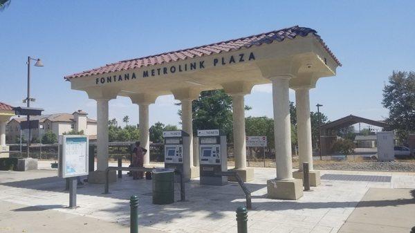 Fontana Metrolink Station