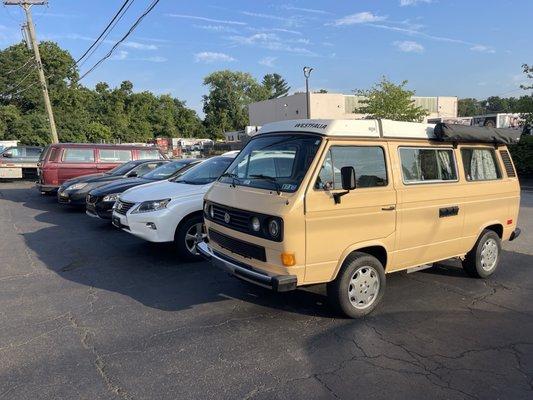 1985 Westfalia Vanagon, you see a relative at the end of the row. Word got out that Steve works on Vanagons.