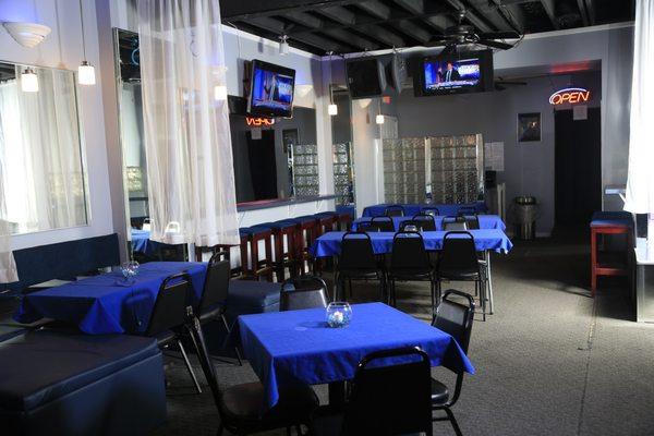 We provide a blue linen for the tables for FREE!