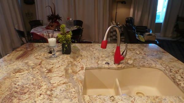 Delta Fuse faucet with Blanco Silgranite sink & Typhoon Bordeaux granite