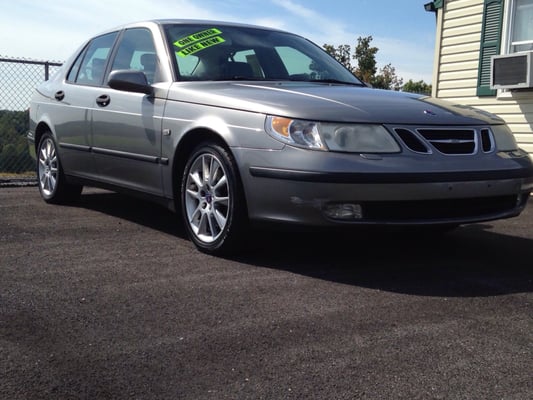 2003 Saab 9-5 ARC. Super clean luxury car! Low miles! Heated AND Cooled Leather seats! Moonroof! Wow!! $4599