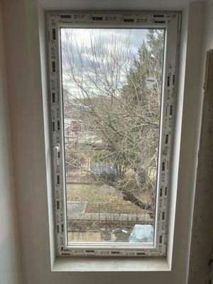 Right Hand Casement Vinyl Window