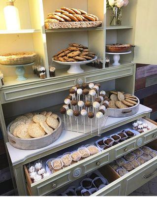 Wedding dessert table