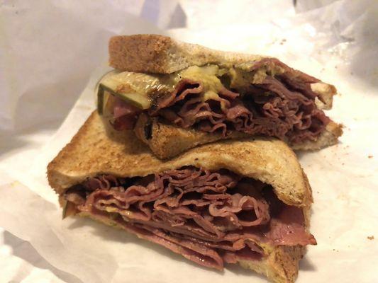 Pastrami sandwich