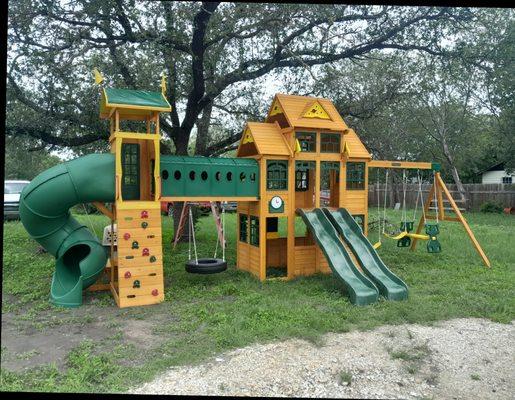 Kidkraft Bear Cave Lodge Swing-Set installed in San Antonio, TX.