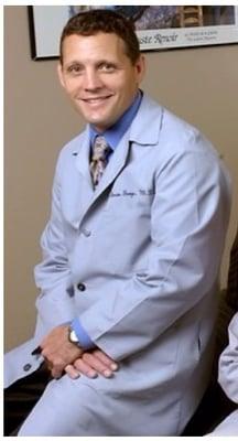 Dr. Sean George - Chicago's Best OBGYN