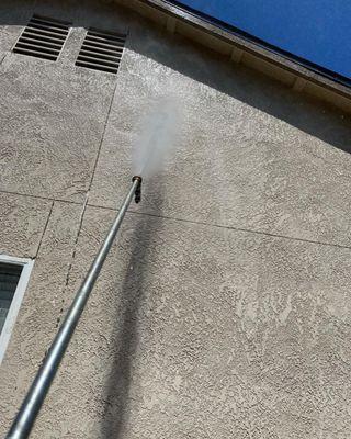 Home pressure washing