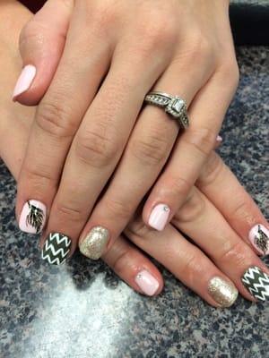 Gel manicure with designs