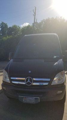 Mercedes-Benz SPRINTER Van.
Executive Pilot Seats with Cable Tv and Unlimited WiFi on the go.