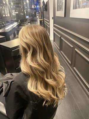 I loved this dimensional blonde! Always in love with what she does to my hair.