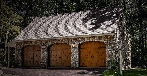 Three Stall Carriage House designed and built in Bedford NH