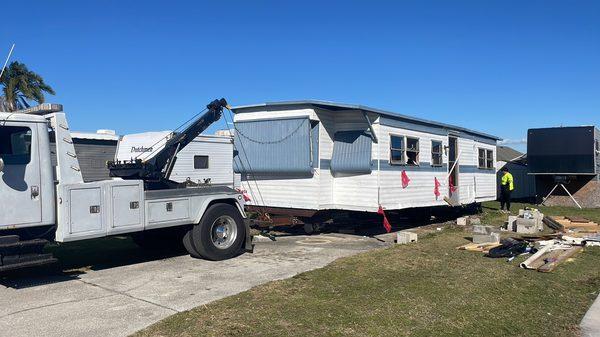 Mobile Home Transport