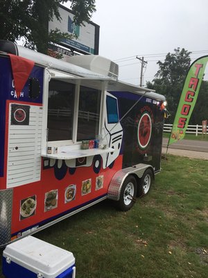 El Rooster Taco Truck