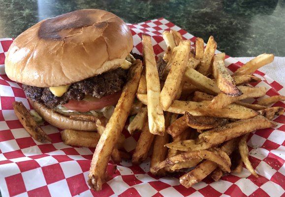 This was a really good cheeseburger. Nothing fancy. Just tasty and fresh and good! Fries were wonderful too!