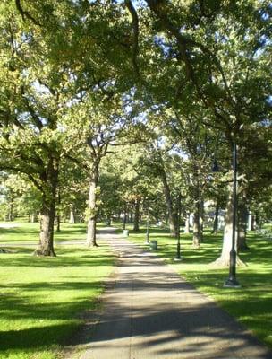 Bike path, disc golf, play ground, pavilion.