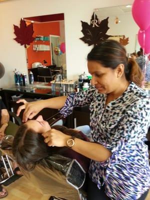 Varsha is an amazing Threader.  Your brows will be perfect.