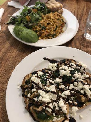 Shiitake tartine and tofu scramble! Delicious!