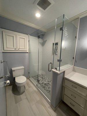 Frameless Shower Unit