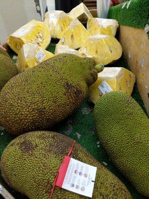 Jackfruit (Such stinky sweetness!)