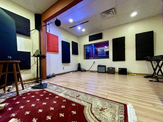 Breakthrough Sounds - Cleveland Recording Studio - Studio A