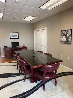 Upstairs conference room used during mediationsat Gena Walling McCray, PLLC.