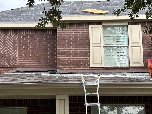 Showing how they didn't even use felt at all for our porch and just re-shingled leaving us with a porch that leaked.