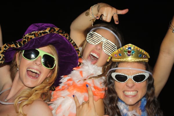 Your guests will have a blast with our photobooth!