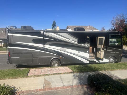 Motorhome home -- fully repaired and serviced!!