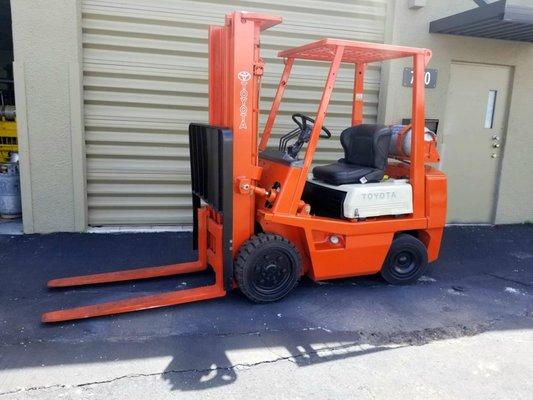 5k lb. Toyota Forklift