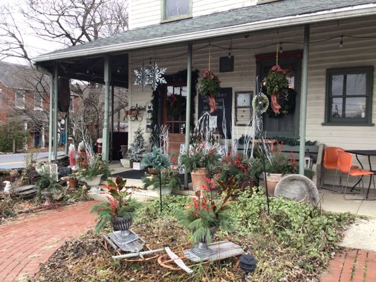 Seasonally decorated porch