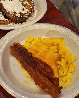 French toast, bacon and eggs