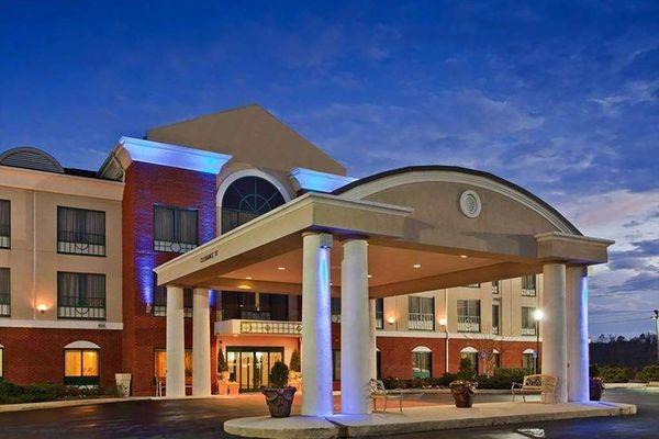 Holiday Inn Express Hotel & Suites Bessemer