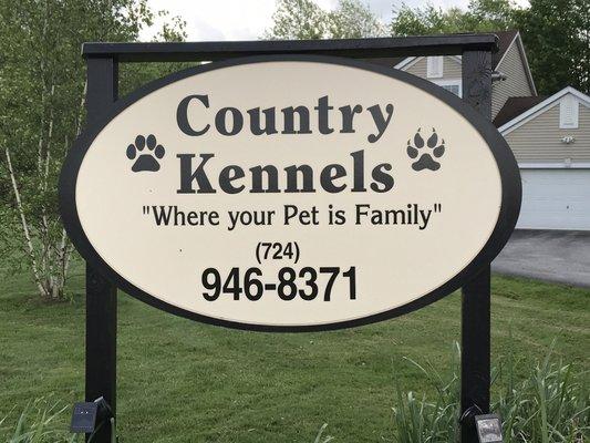 Country Kennels