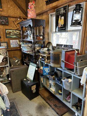 Country Loft Antiques