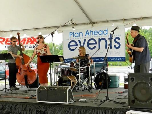 Amber Rae & The Swinging Foxes, 2nd Annual Cecil Co Food & Wine Festival, North East, MD www.cecilwinefest.com