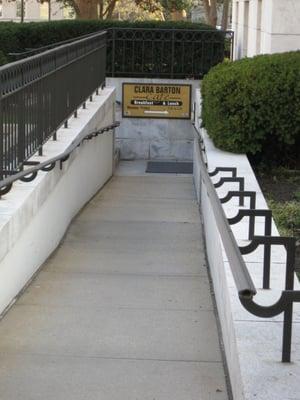 the pathway leading down to the ground (garden) level where the cafe is located