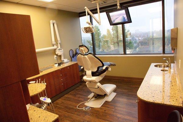 Victor H Burdick Jr ,DDS