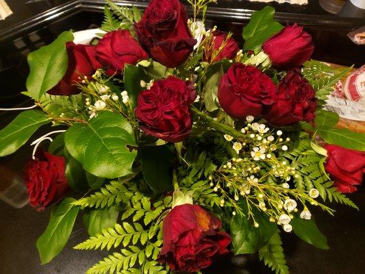 Roses after 1 hour from being delivered