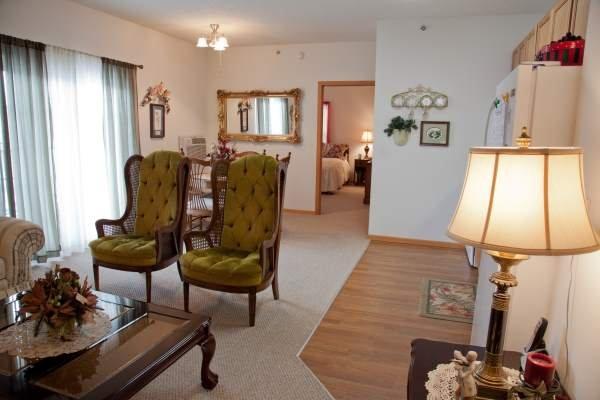 Select Senior Living of Coon Rapid, MN Apartment Living