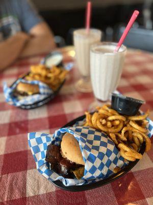 Wolf's Head Burger