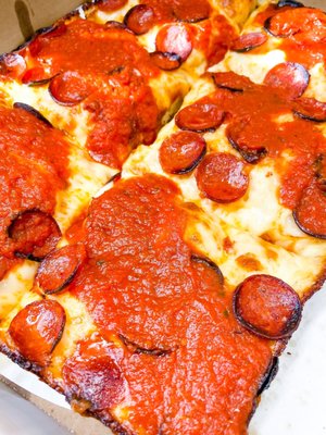 Pepperoni Detroit-style Pizza